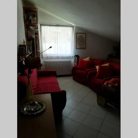 A 100 Metri Dal Lago, A 200 Da Taranto アパート